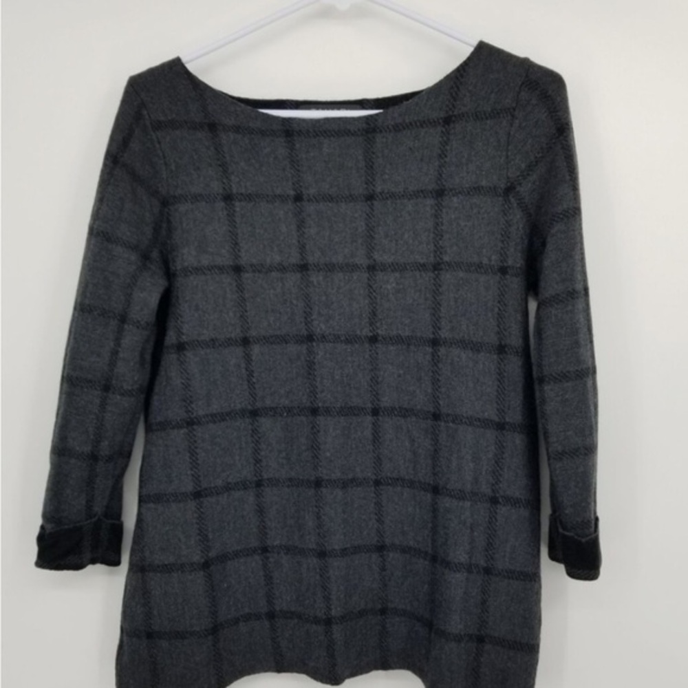 TAHARI 100% Extra Fine Merino Wool Plaid Scoop Neck Sweater - Size Medium